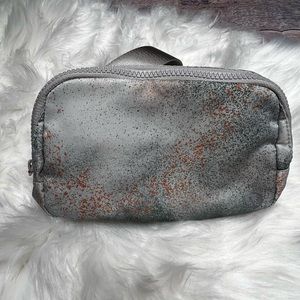 NWT | lululemon Everywhere Belt Bag | Spray Camo Mini Silver Blue